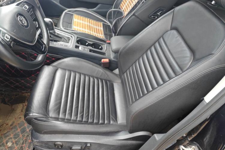 Used Volkswagen Magotan 2018 330TSI DSG Advanced Model Left Front Seat