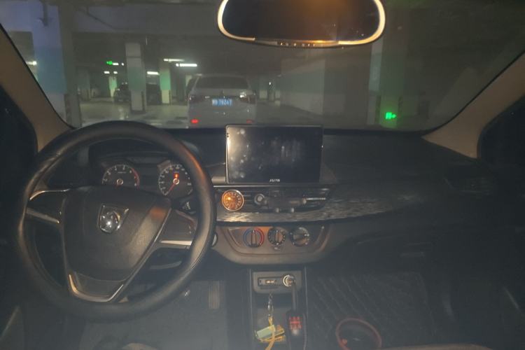 Used Baojun 310 2016 1.2L manual Comfort trim level