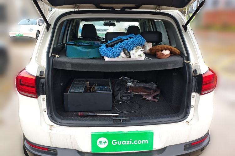 Used Volkswagen Tiguan 2013 1.8 TSI Automatic All-Wheel Drive Luxury Model Trunk