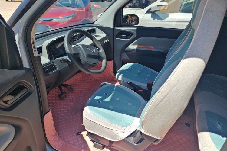 Used Wuling Hongguang MINIEV 2020 Enjoy Edition Lithium-Ion Battery Left Front Seat
