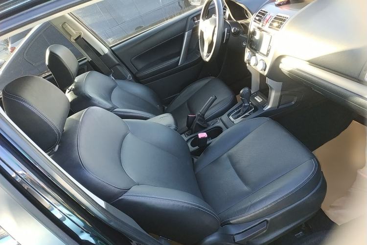 Used Subaru Forester 2015 2.0i Special Edition Commemorative Model
