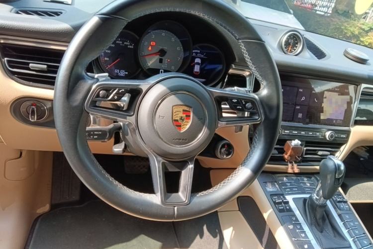 Used Porsche Macan 2020 Macan S 3.0T
