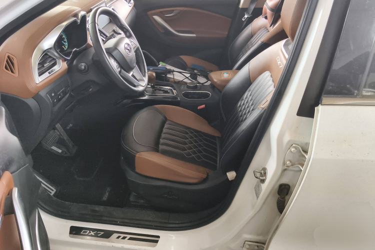 Used Soueast DX7 2017 1.5T Automatic Luxury Model
