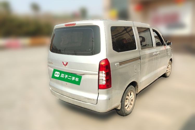 Used Wuling Hongguang V 2021 1.5L Enjoyment Edition LAR