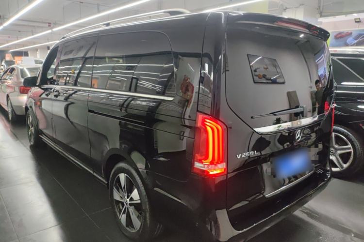 Used Mercedes-Benz V-Class 2021 V 260 L Long Wheelbase Prestige Edition Exterior 2