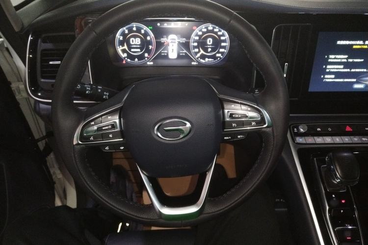 Used GAC Trumpchi M8 2021 Lingxiu Series 390T Deluxe Edition Steering Wheel