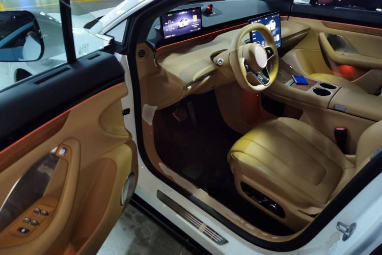 Used Hima Luxeed R7 2024 All-Electric 736 km Ultra