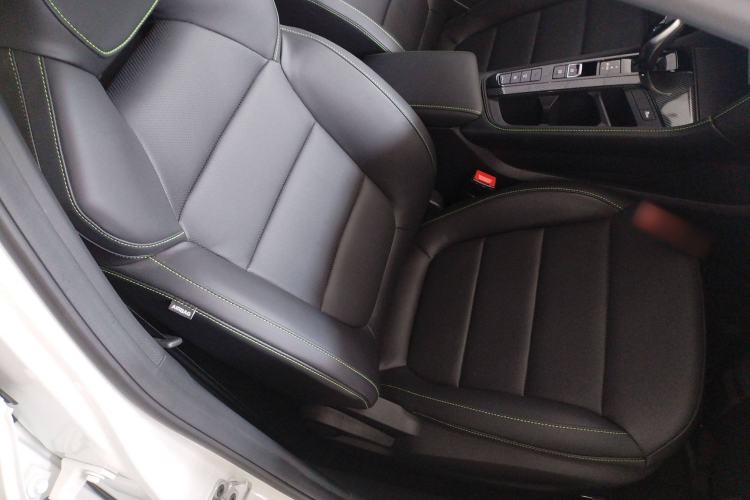 Used MG 6 2023 1.5T XLINE Shark-Hunting Edition Right Front Seat