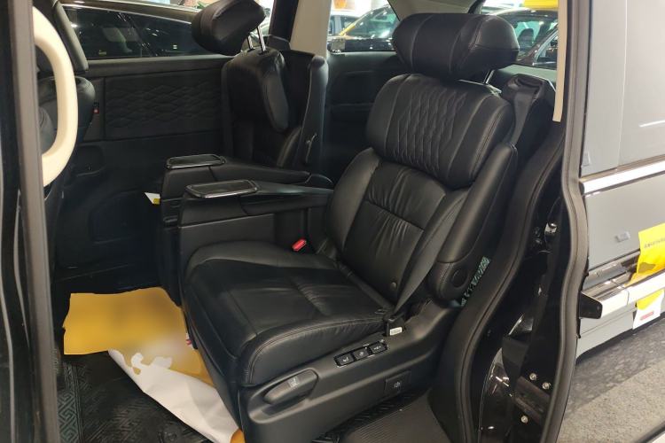 Used Honda Elysion 2022 2.0L eHEV Luxury First Edition
