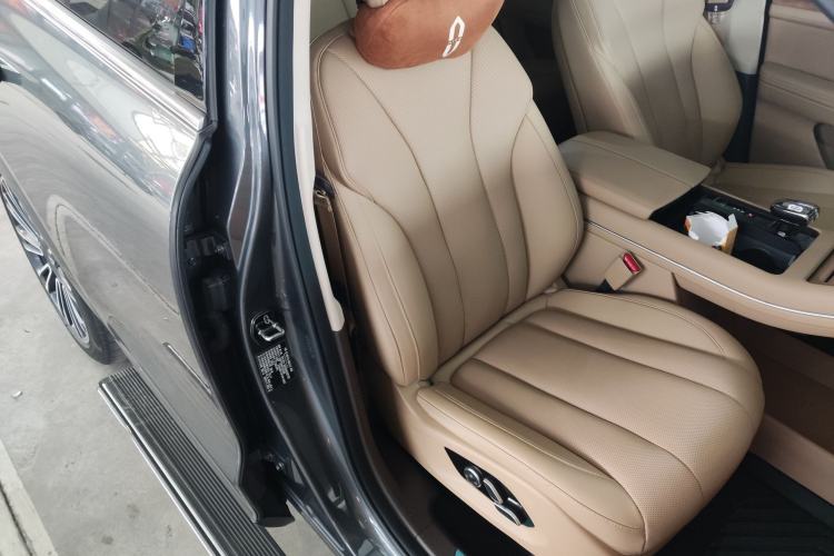 Used Hima AITO M7 2024 1.5T Rear-Drive Plus Version 5 Seats
