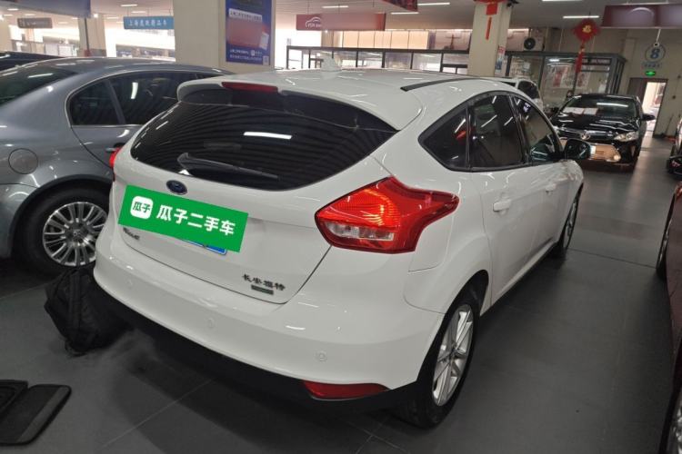 Used Ford Focus 2018 Two-Door Classic EcoBoost 125 Automatic Supercharged Style SmartDrive Edition