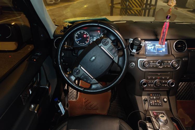 Used Land Rover Discovery 2016 3.0 SC Obsidian Black Heritage Edition HSE