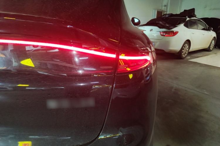 Used IM LS6 2026 Model Range-Extending 66 Max+ Right Rear Taillight