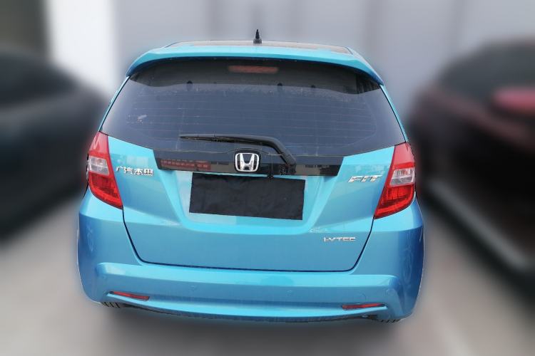 Used Honda Fit 2011 1.3L manual Comfort version
