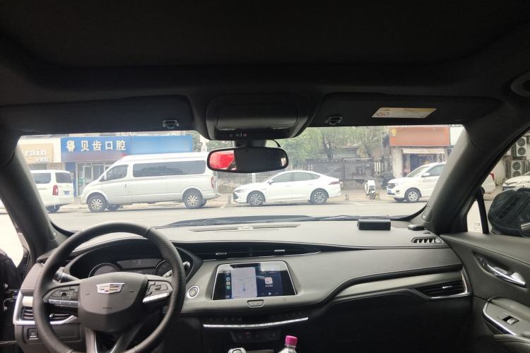 Used Cadillac XT4 2021 28T Two-Wheel Drive Leading Version Headliner