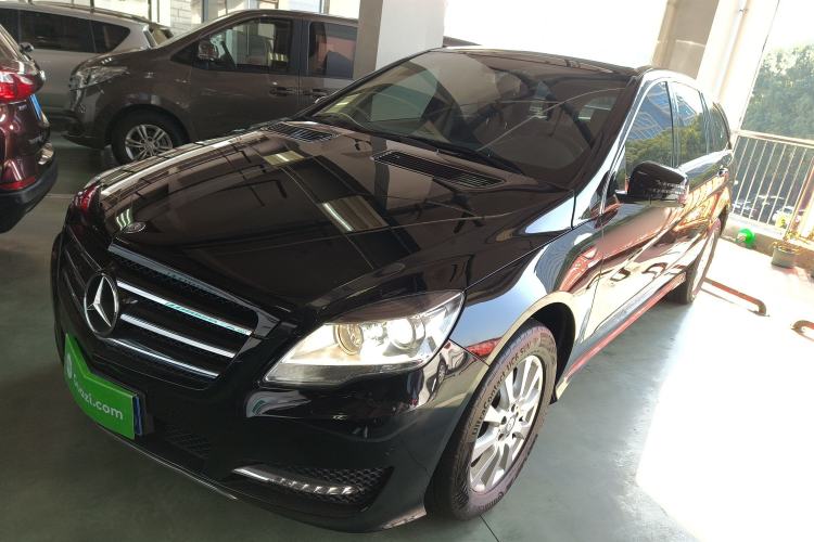 Used Mercedes-Benz R-Class 2017 R 320 4MATIC Business Edition Prestige Model