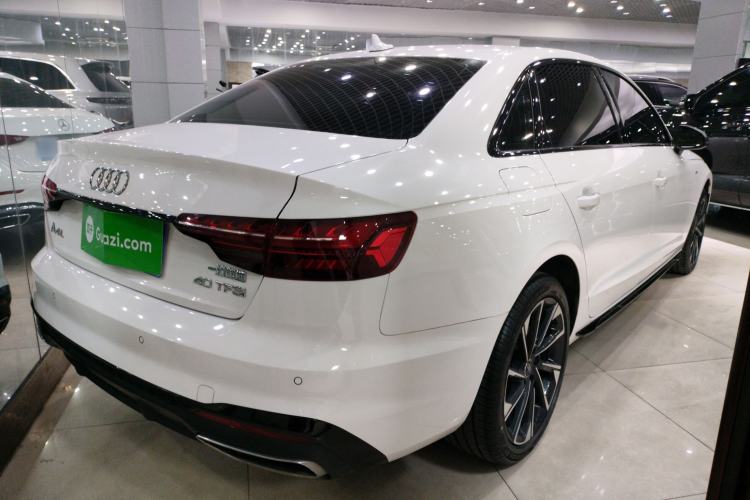 Used Audi A4L 2023 40 TFSI Luxury Dynamic Model
