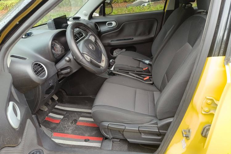 Used MG 3 2014 1.5L Manual Elite Edition Left Front Seat