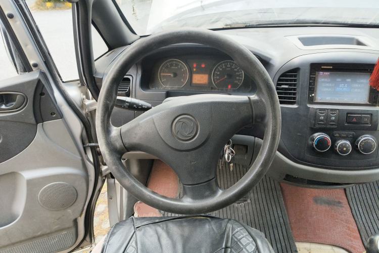 Used FORTHING Lingzhi 2013 M3 1.6L 7-seat Standard Model