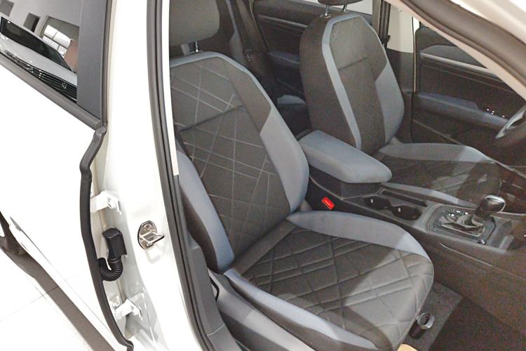 Used Volkswagen Lavida 2023 Revised 1.5L Automatic DeYi Edition