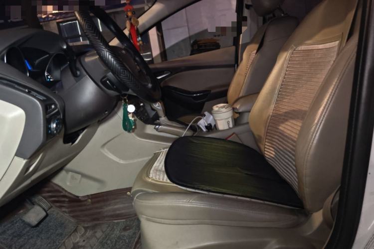 Used Ford Focus 2012 Sedan 1.6L Automatic Prestige Model