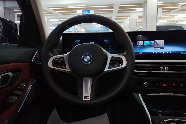 Used BMW i3 2024 eDrive 40 L Midnight Edition
