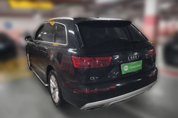Used Audi Q7 2019 45 TFSI Comfort Model
