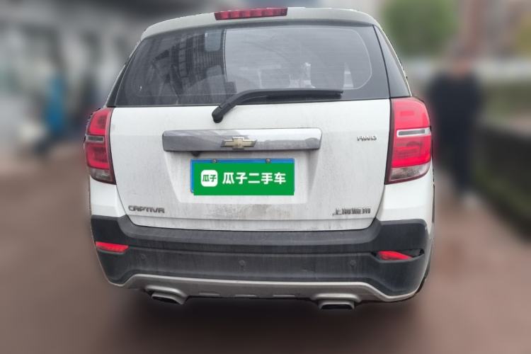 Used Chevrolet Captiva 2015 2.4L 4x4 Flagship Edition 7-Seater