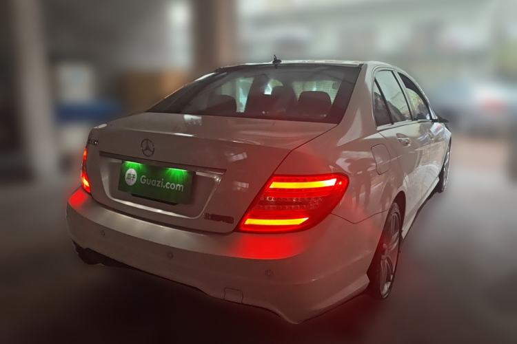 Used Mercedes-Benz C-Class 2013 C 180 Classic Grand Edition Rear Right 45 Deg