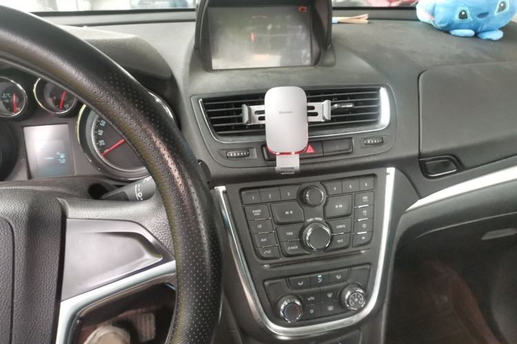 Used Buick Encore 2015 1.4T Automatic Two-Wheel Drive Urban Elite Version
