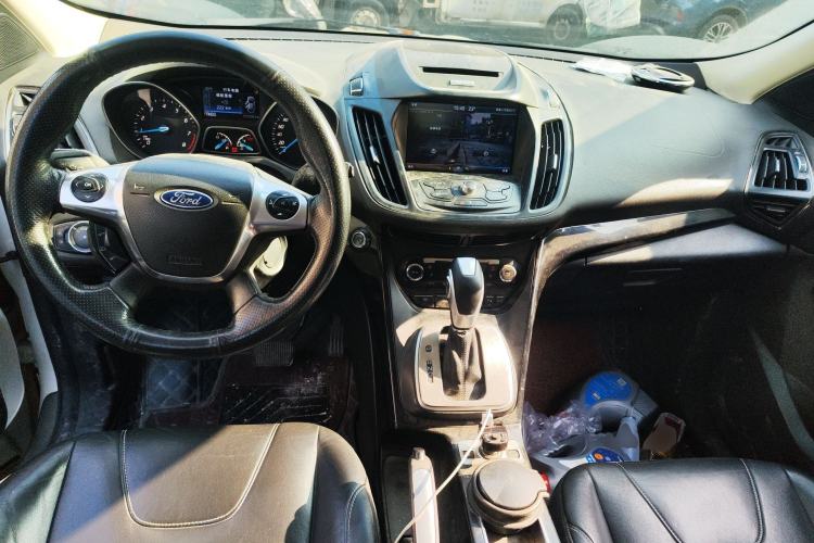 Used Ford Kuga 2015 2.0L GTDi Four-Wheel-Drive Sport Model
