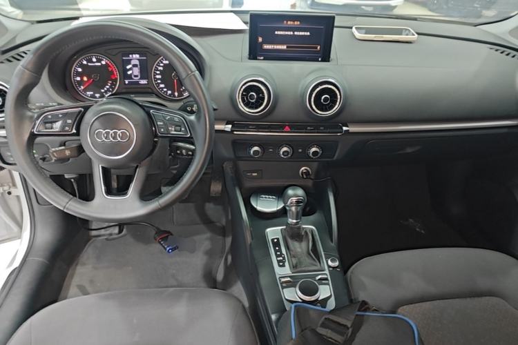 Used Audi A3 2020 Restyled Limousine 35 TFSI Ambition Version China VI

