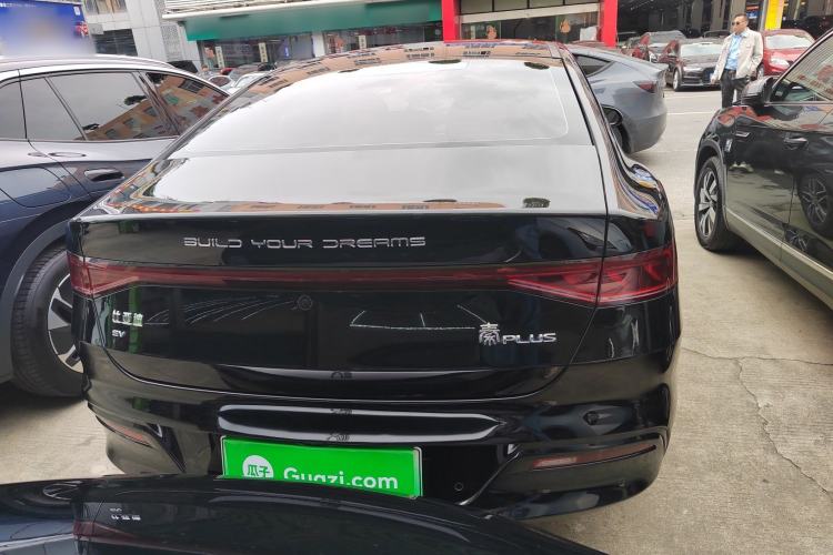 Used BYD Qin PLUS 2024 Honor Edition EV 420KM Leading Model
