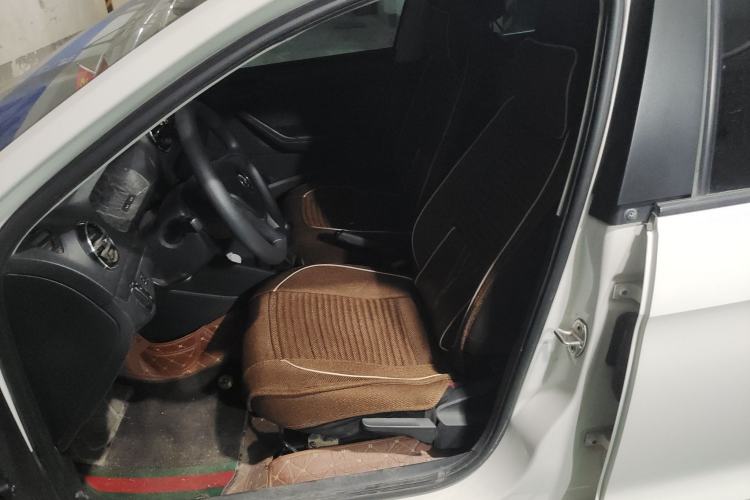 Used Volkswagen Jetta 2017 1.4L Manual Fashion Edition
