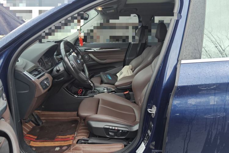 Used BMW X1 2020 xDrive25Li Luxury Edition Left Front Seat