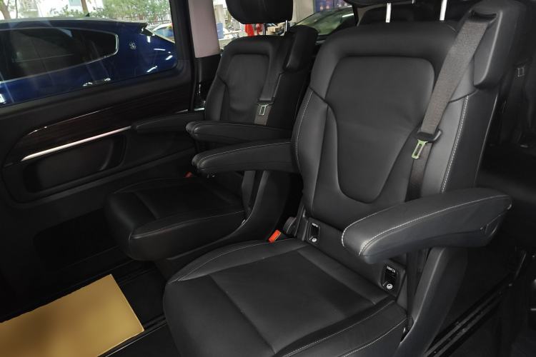 Used Mercedes-Benz V-Class 2018 V 260 Avantgarde Edition China V