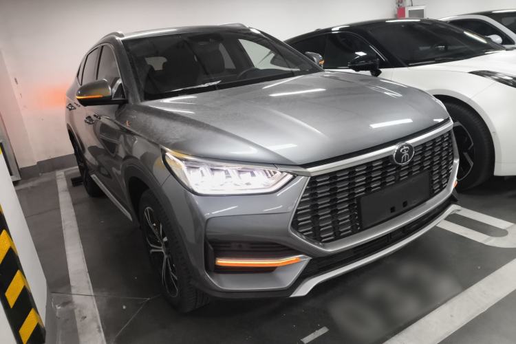 Used BYD Song PLUS 2020 1.5T Automatic Flagship Edition Front Right 45 Deg