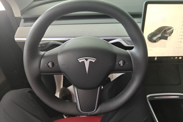 Used Tesla Model Y 2024 Rear-Wheel-Drive Version