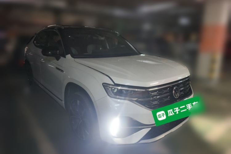 Used Volkswagen Tayron X 2023 330TSI Two-Wheel-Drive Flagship Smart Edition Front Right 45 Deg