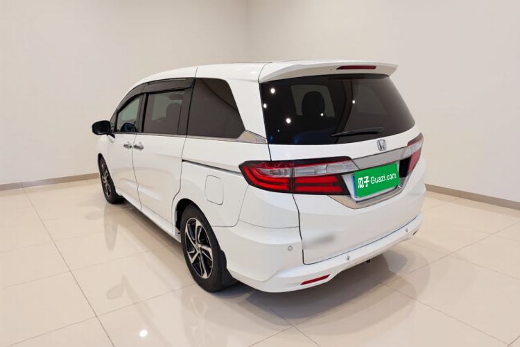 Used Honda Odyssey 2015 Updated Version 2.4L Smart Edition
