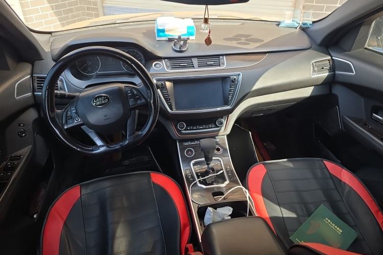 Used Land X7 2015 2.0T Panoramic Luxury Edition
