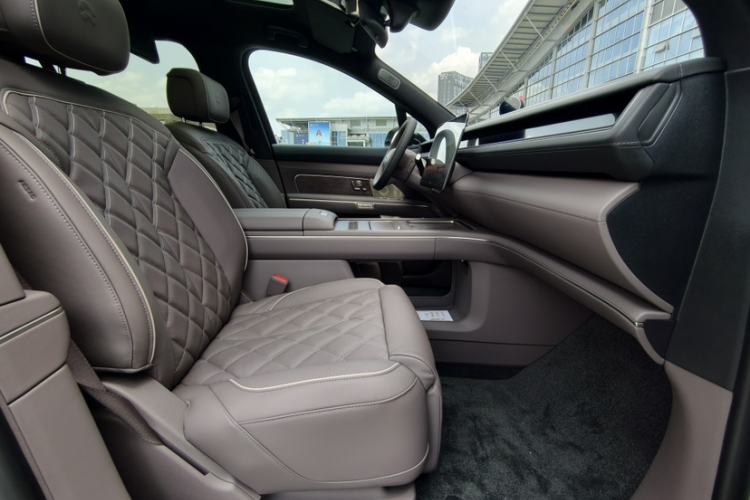 Used Nio ES8 2026 Model 6-seat Executive Luxury Edition Interior 5