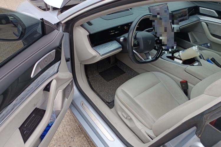 Used NETA S 2022 All-Electric 715 km Range Rear-Drive Deluxe Version Driver Seat