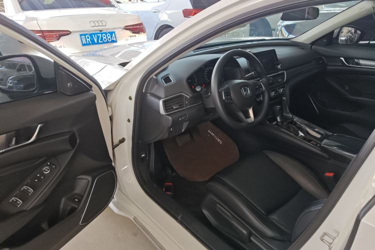 Used Honda Accord 2018 230TURBO Comfort Version National V