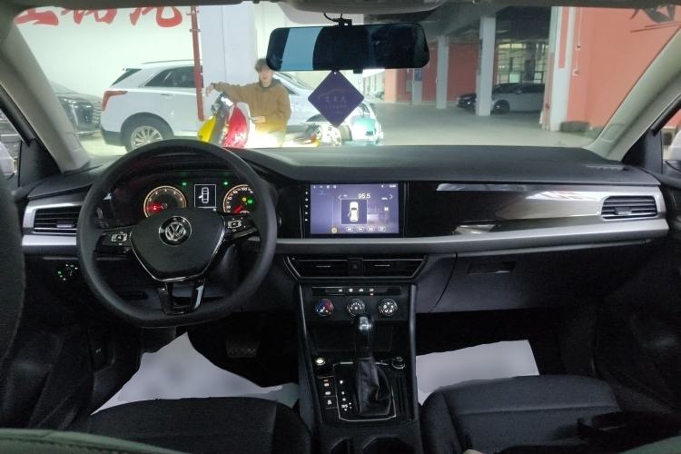 Used Volkswagen Lavida 2019 1.5L Automatic Comfort Edition China VI Standard