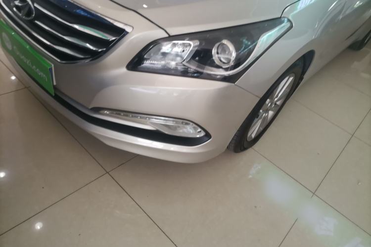 Used Hyundai Mistra 2014 1.8L Automatic Smart GLS Left Front Headlight