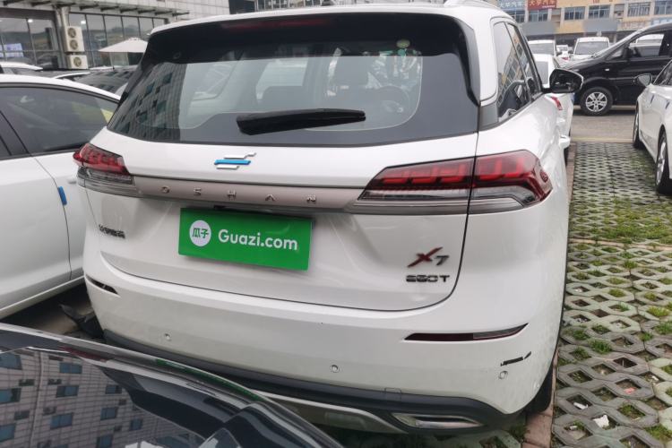 Used CHANGAN OSHAN X7 2021 1.5T Space Freedom Edition with Automatic Parking and Facial Recognition

