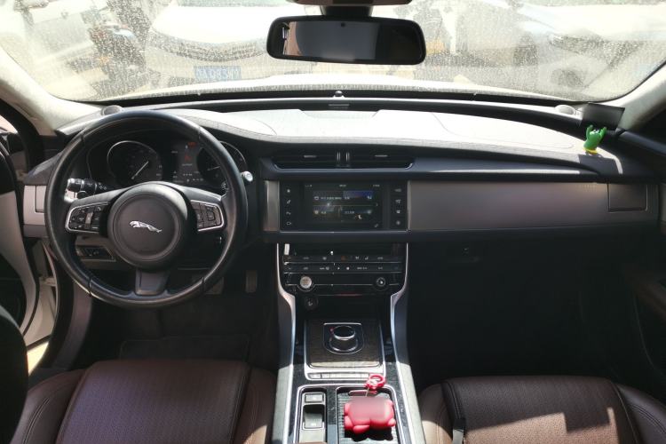 Used Jaguar XFL 2017 XFL 2.0T 200PS Luxury Edition