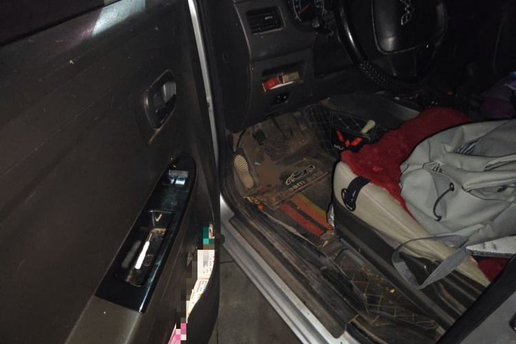 Used Wuling Rongguang V 2018 1.5L Standard Version
