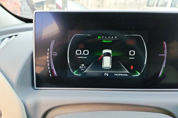 Used ORA White Cat 2022 Upgraded Model 305km Range Luxury Version Lithium-Ion Battery